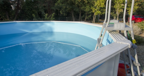 Coût de rénovation d'une piscine polyester