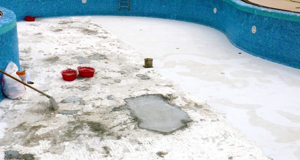 Quel budget pour la rénovation d'une piscine en béton ?